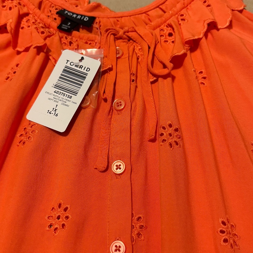 Torrid | Challis Embroidered Cold Shoulder Top NWT | Size 1 - Picture 9 of 13
